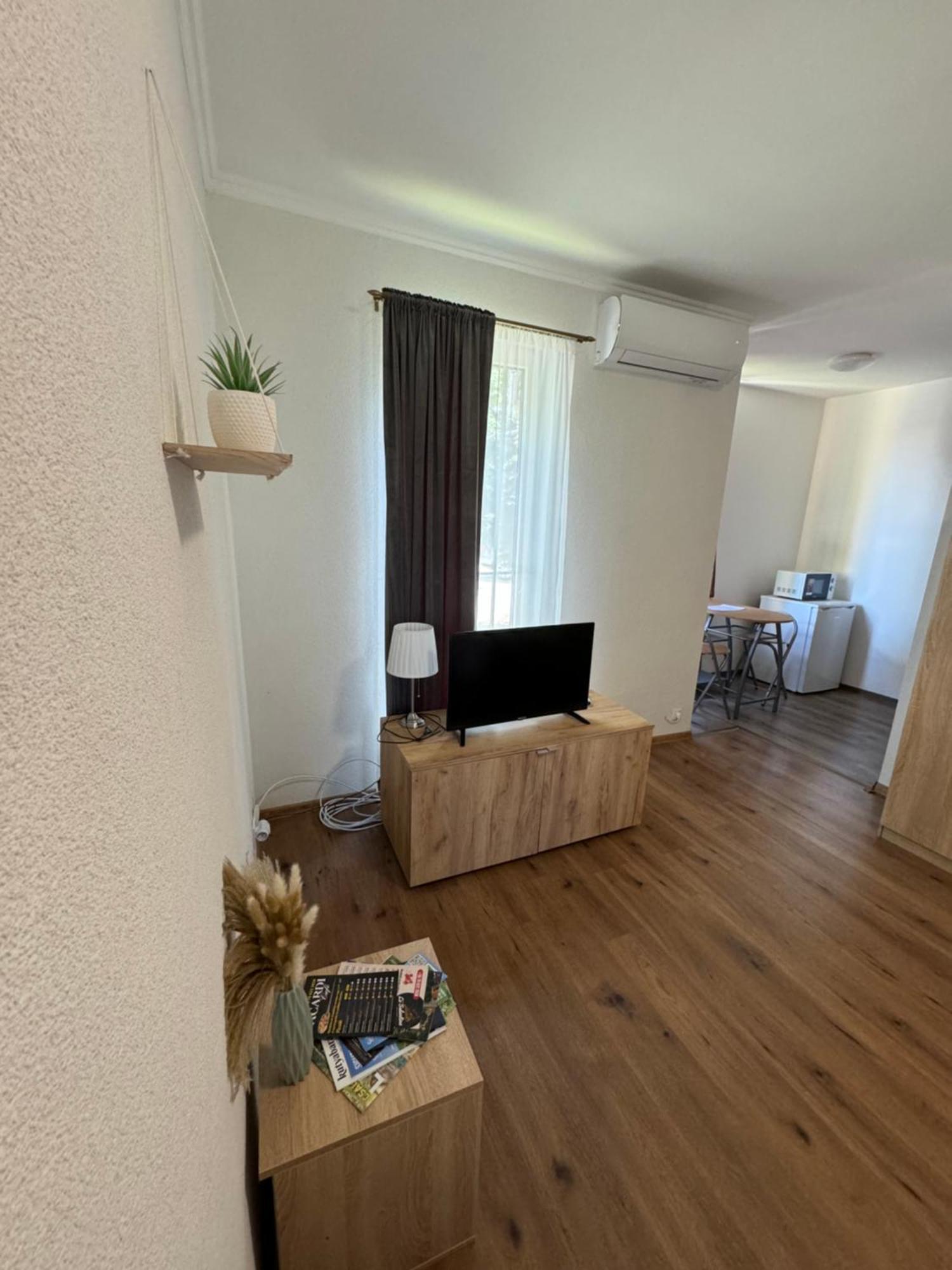 Blathy Apartman Siofok Ngoại thất bức ảnh